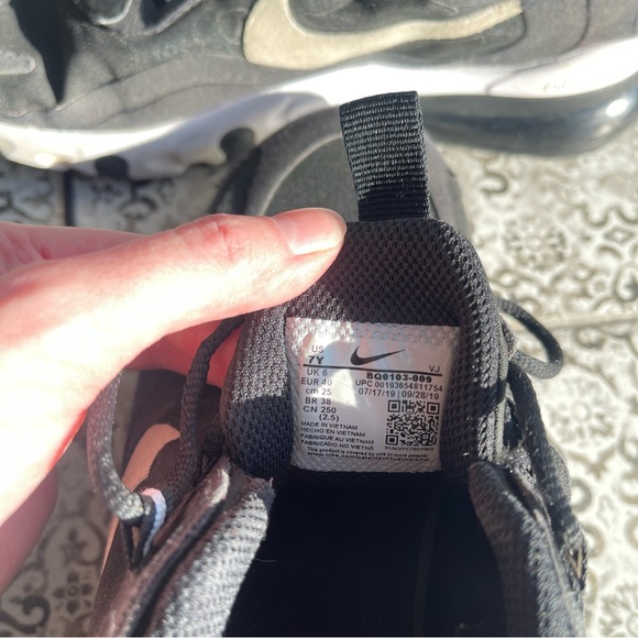 black Nike react 270 - Picture 5 of 5